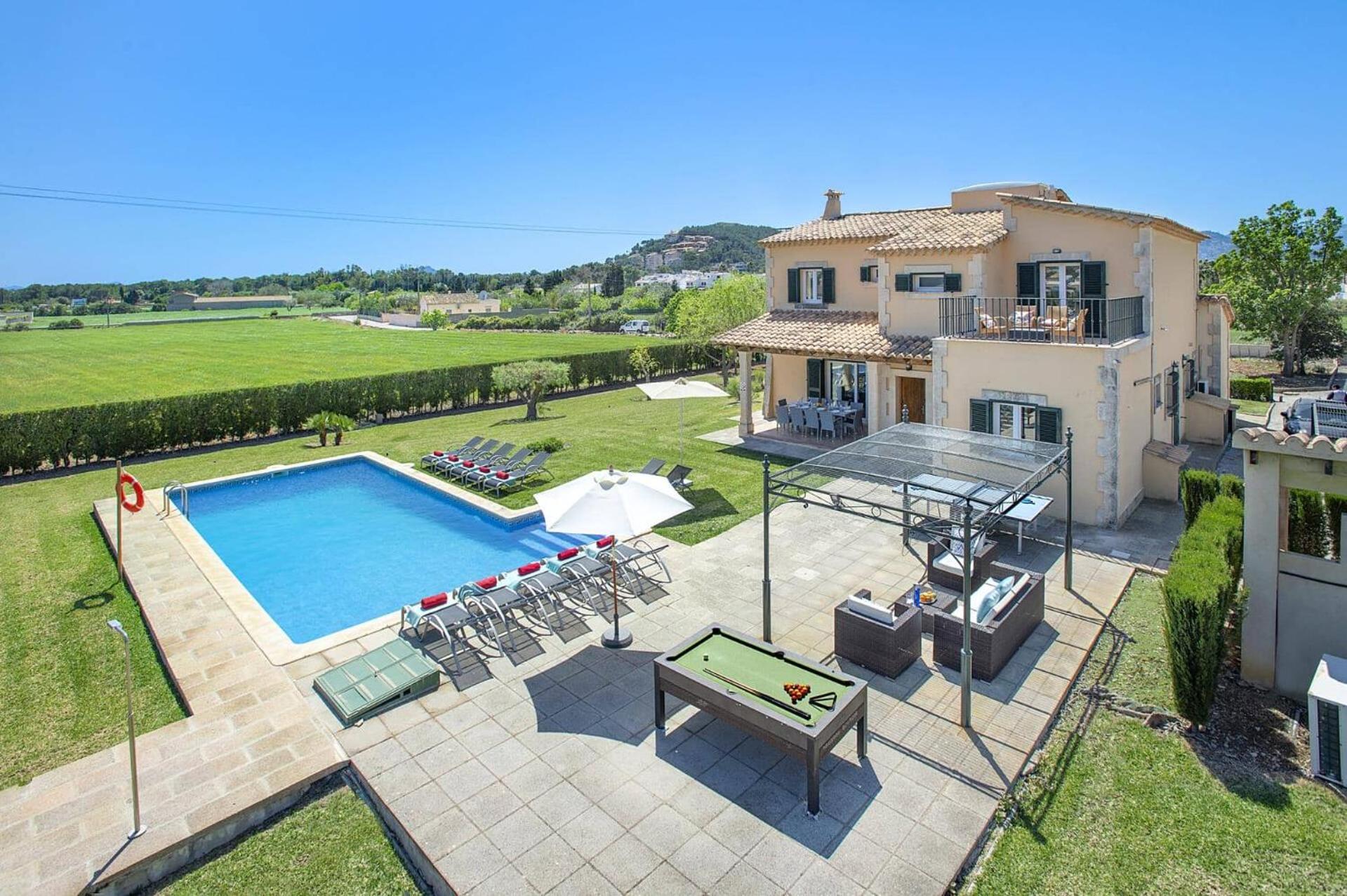 Villa Hort De Siller By