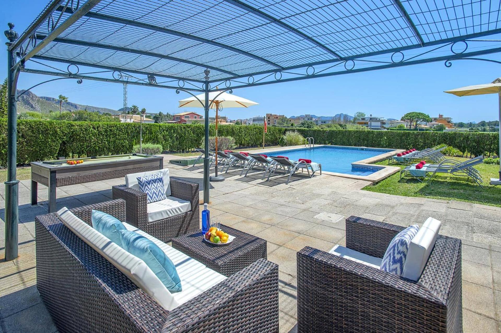 Hort De Siller By Villa