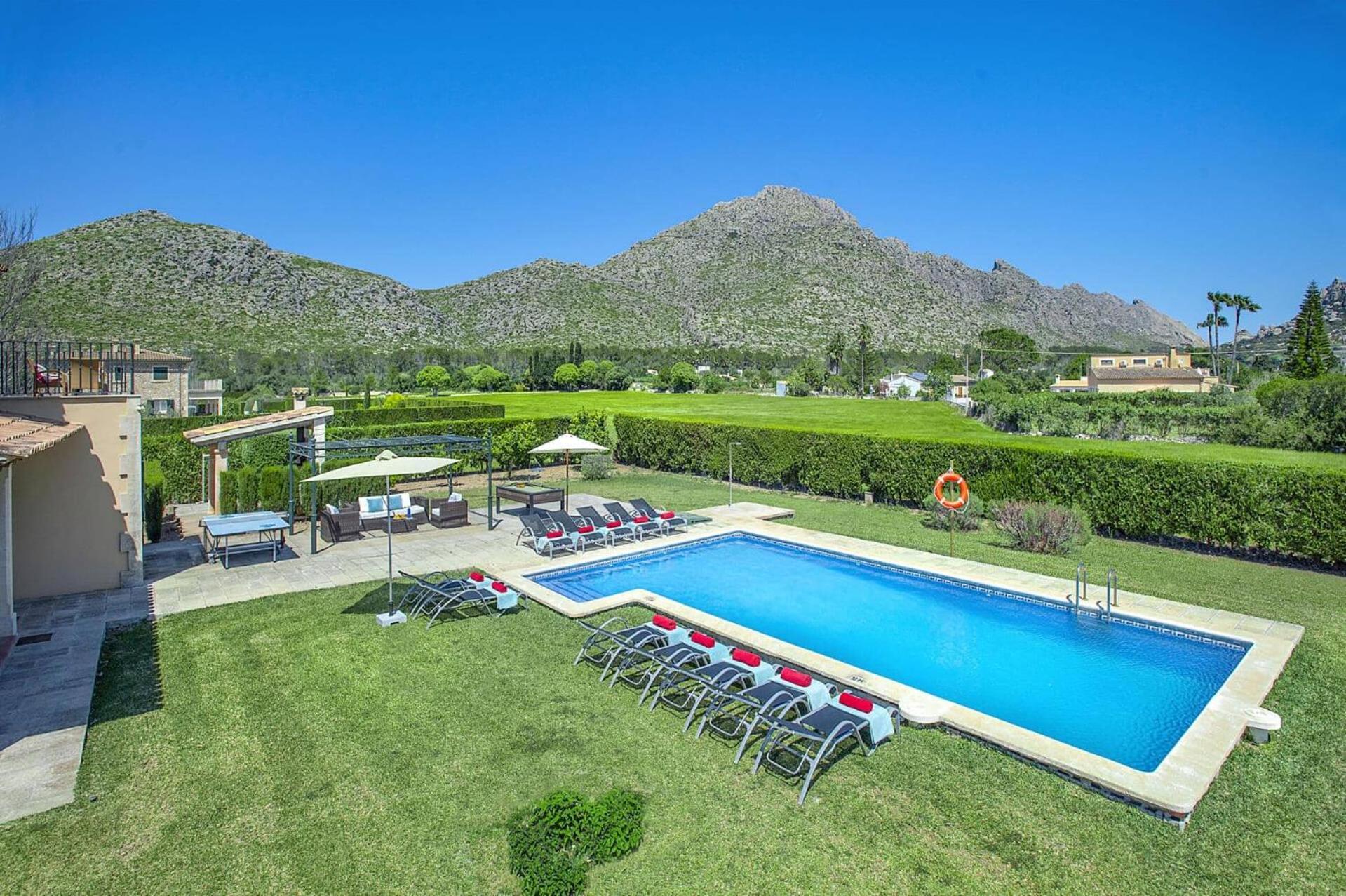 Villa Hort De Siller By